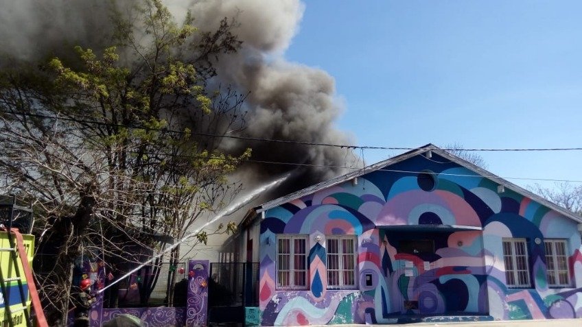 Gran incendio en la Ludoteca Municipal